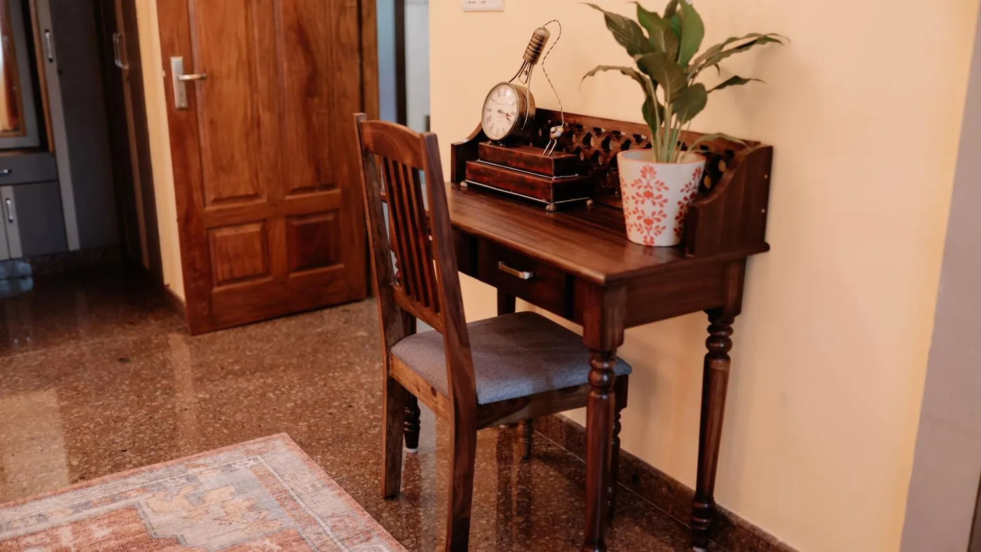 Adhyaya - Heritage Reverbed 4 Bhk Ac Triplex Villa Vanivilasa Puram 0*,